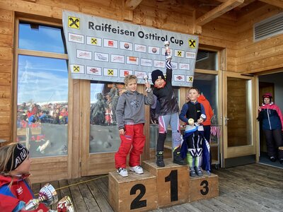 Kurzbericht zum Abschneiden unserer SCL NachwuchsfahrerInen beim Osttirol Cup RSL Thurntaler Kinder und Schüler 7. Jänner 2023